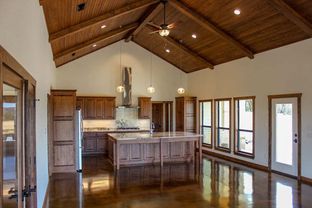 Hill Country Classics Custom Homes por Hill Country Classics Custom Homes en San Antonio Texas