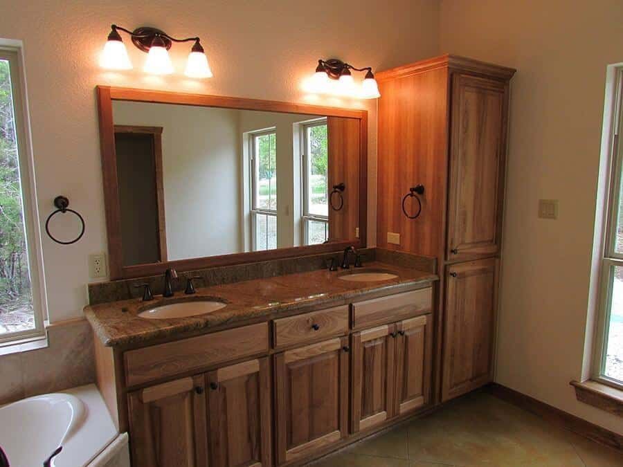 casa en Hill Country Classics Custom Homes por Hill Country Classics Custom Homes