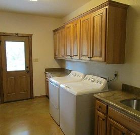 Hill Country Classics Custom Homes por Hill Country Classics Custom Homes en San Antonio Texas