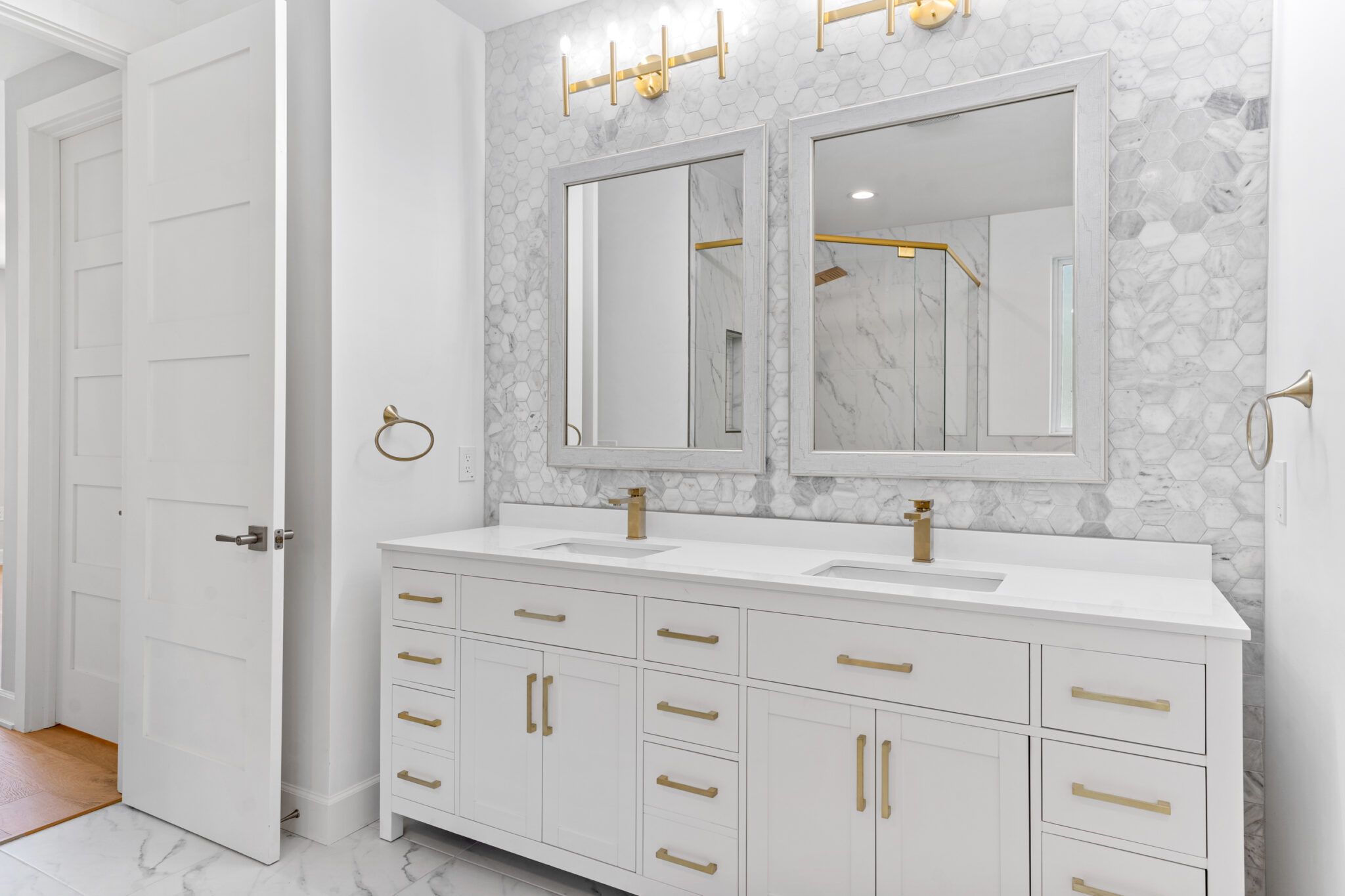 casa en Wyoming Estates por DKV Tampa Homes