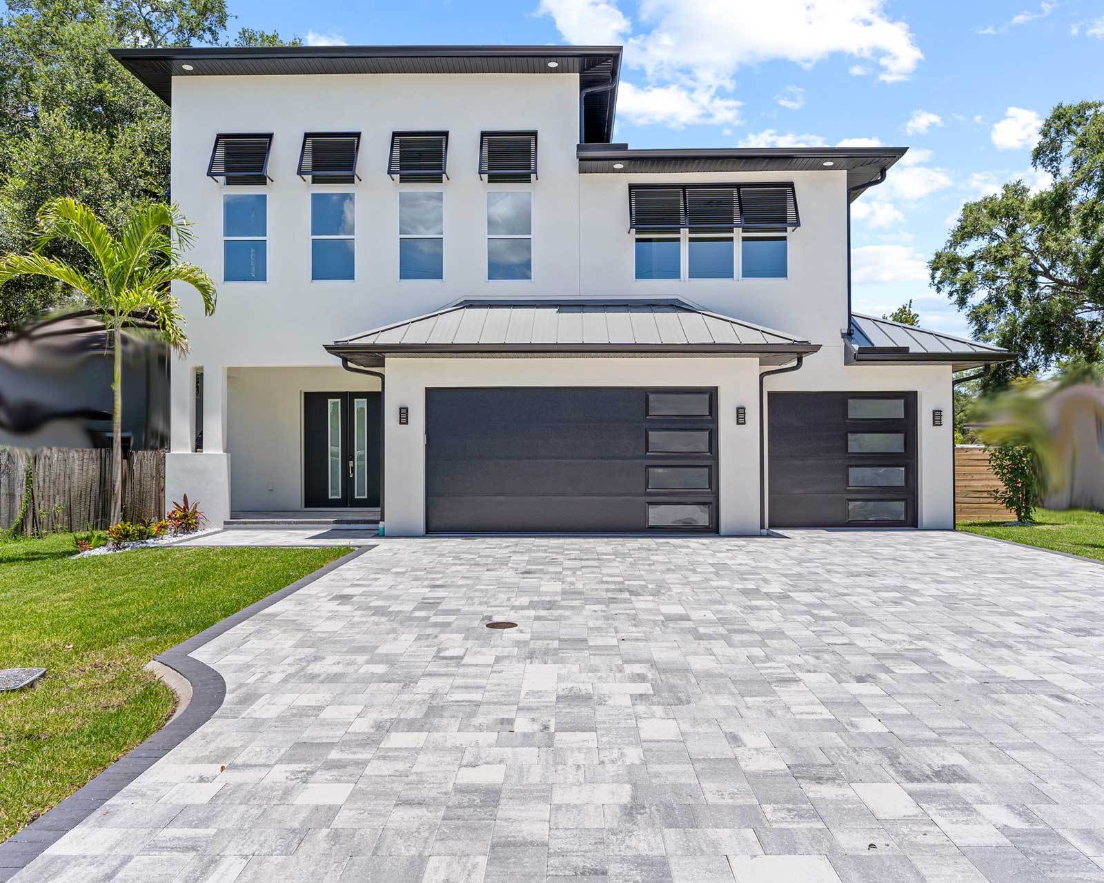 casa en Wyoming Estates por DKV Tampa Homes