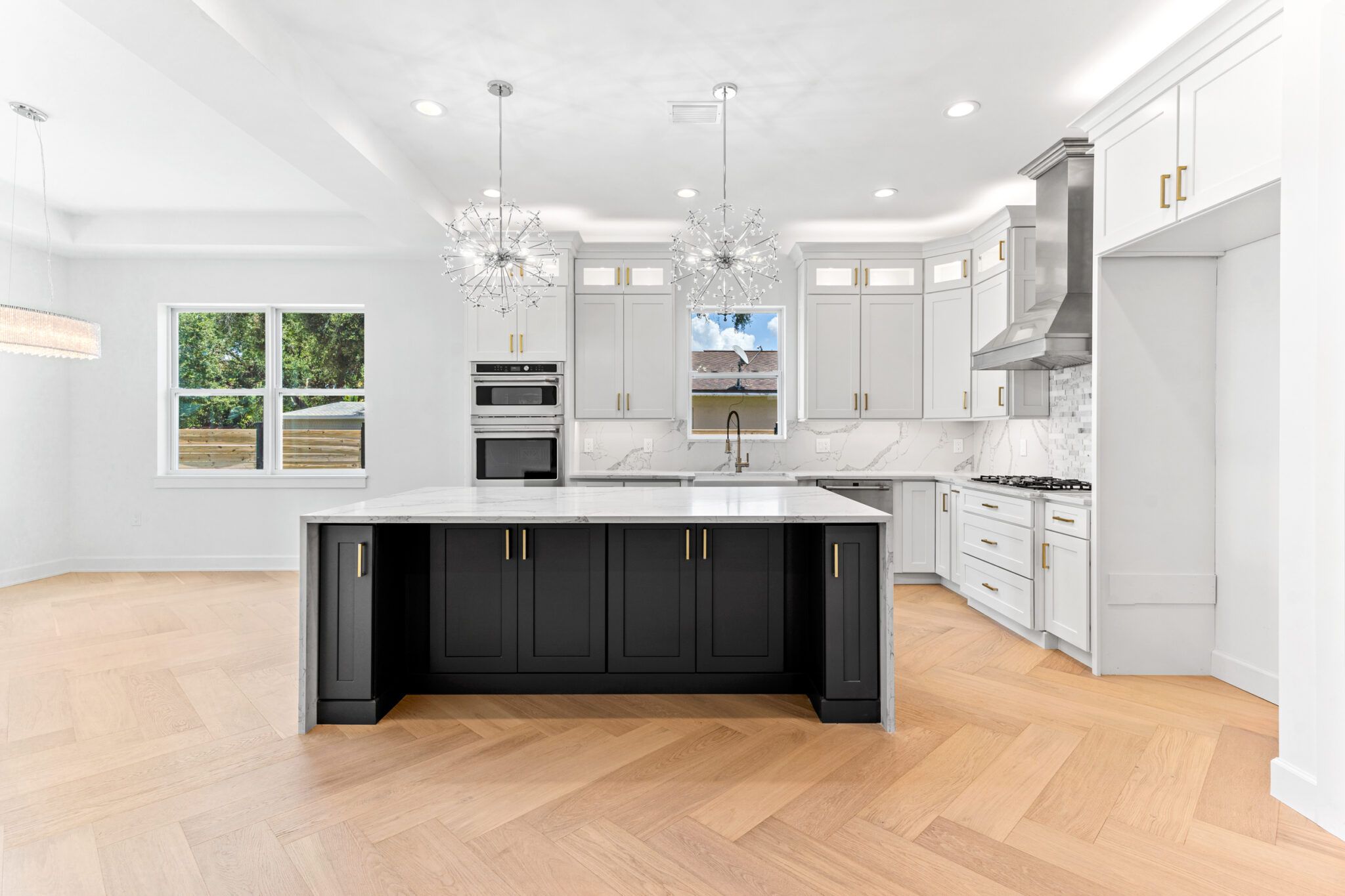 casa en Wyoming Estates por DKV Tampa Homes