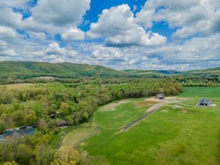 Leeway Estates por Brim Builders and Developers en York Pennsylvania