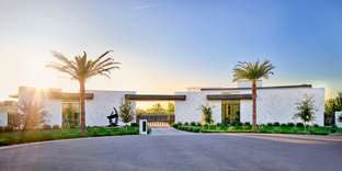 Cameldale Estates IS Modernin Paradise Valley por Bedbrock Developers en Phoenix-Mesa Arizona