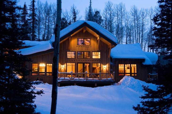 casa en Asher Custom Homes por Asher Custom Homes