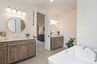 casa en Aden Woods Of Castleberry Farms por Celebration Homes