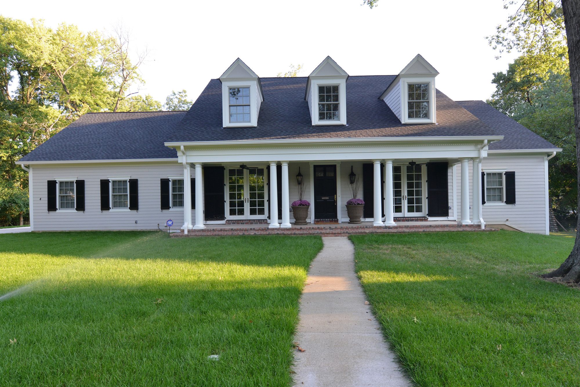 casa en DH Custom Homes, Inc. por DH Custom Homes, Inc.