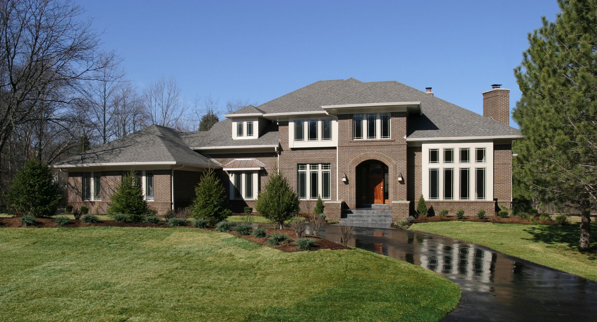 casa en DH Custom Homes, Inc. por DH Custom Homes, Inc.