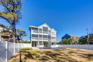 Croatan Custom Homes por Croatan Custom Homes en Outer Banks North Carolina