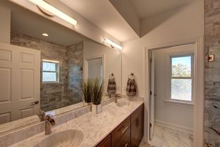 Croatan Custom Homes por Croatan Custom Homes en Outer Banks North Carolina