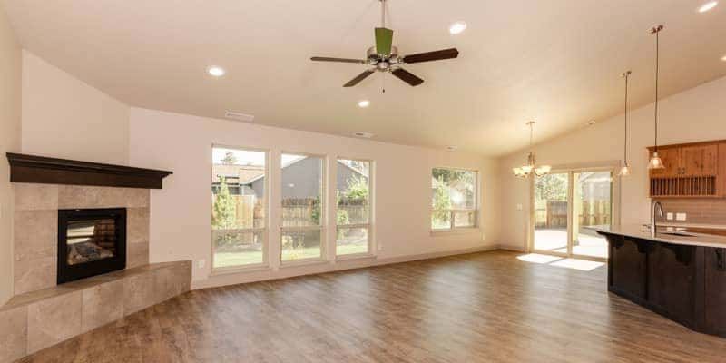 casa en New Era Homes por New Era Homes