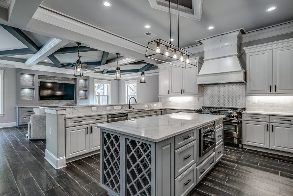 casa en Hometeam Construction Inc. por Hometeam Construction Inc.
