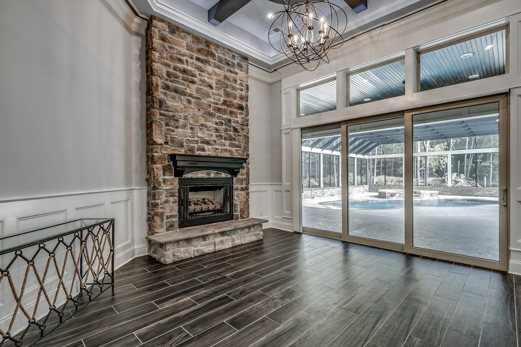 casa en Hometeam Construction Inc. por Hometeam Construction Inc.