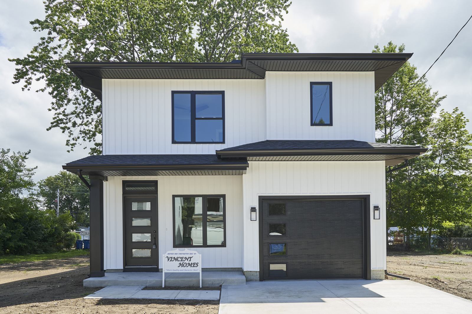 casa en Vincent Homes LLC por Vincent Homes LLC