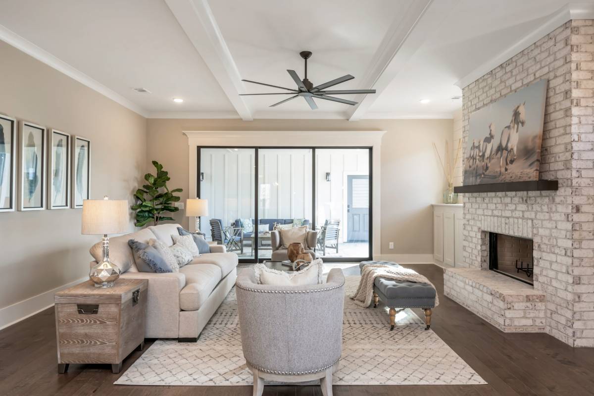 casa en Reminisce Residential por Reminisce Residential