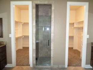 Hillside Heights por Newland Properties en Longview Texas