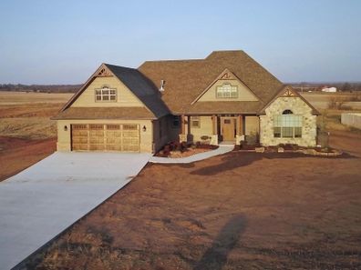 Landry Floor Plan - Homes By DHR Of Oklahoma, LLC 