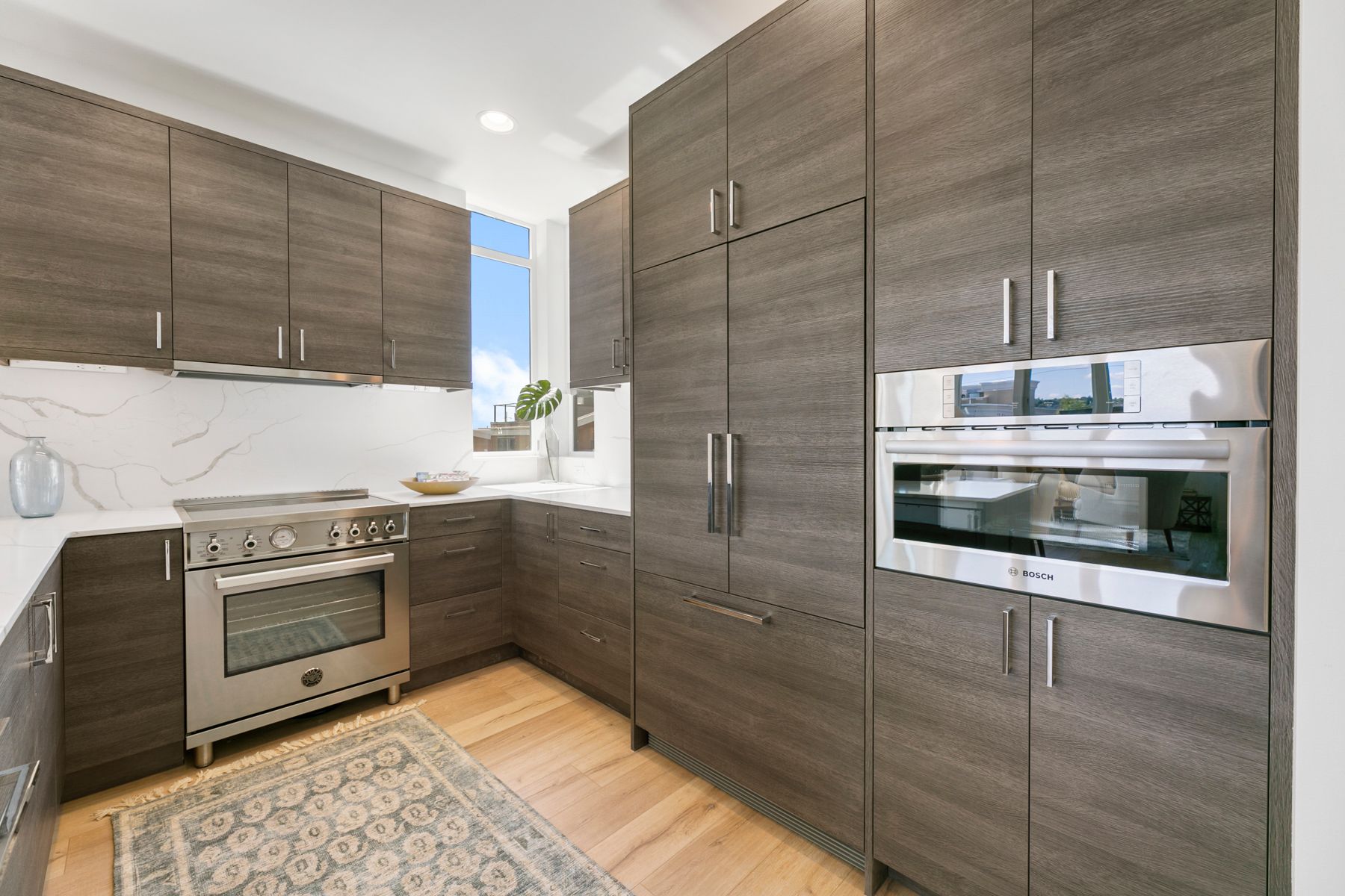 casa en Queen Anne (6th) por Mirra Homes, LLC