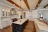 casa en Konkal Custom Homes & Remodeling por KONKOL CUSTOM HOMES & REMODELING, LLC.