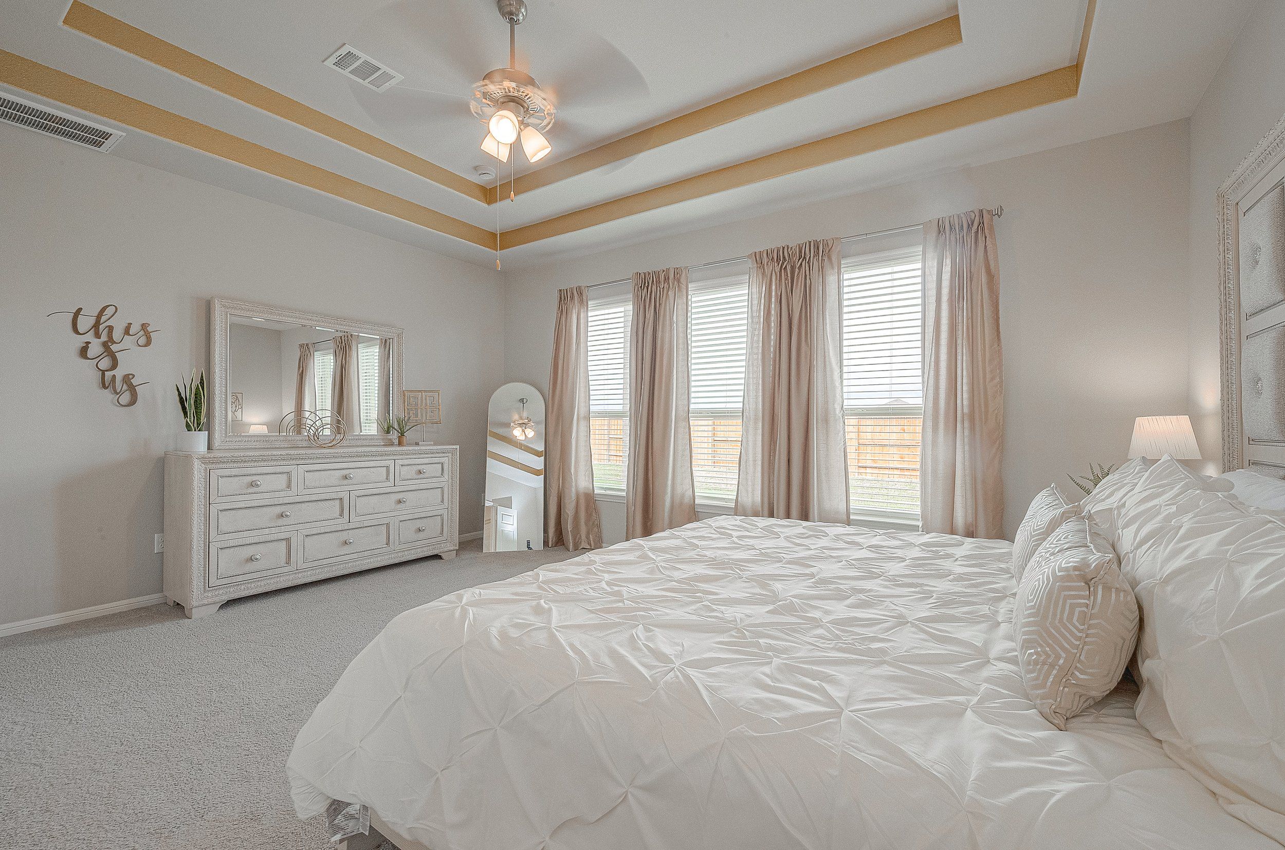 casa en Sunterra por Colina Homes