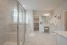 casa en Sunterra por Colina Homes