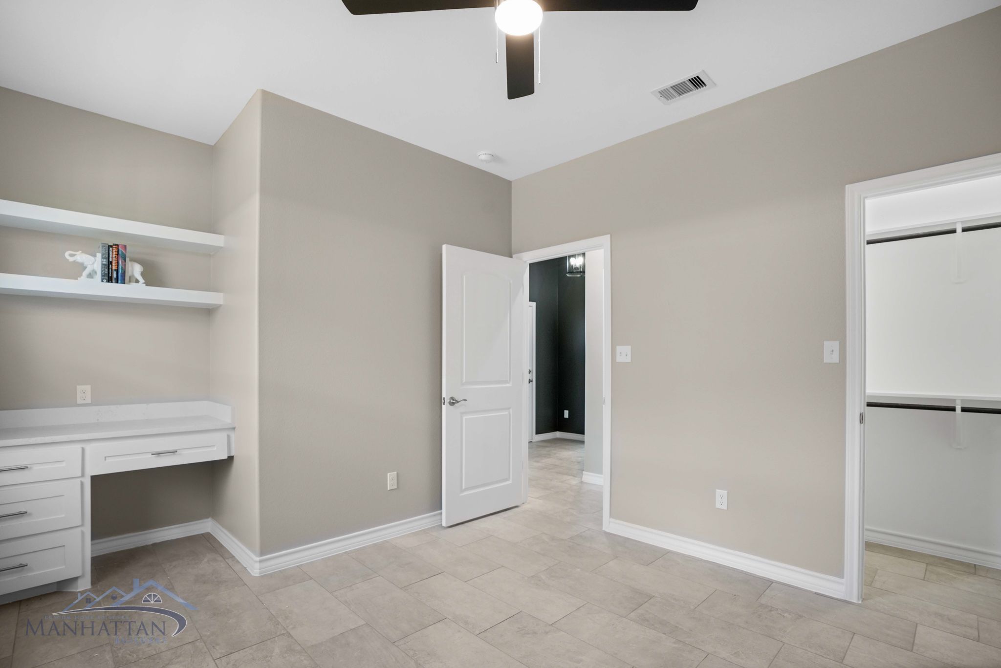 Manhattan Builders - Corpus Christi, TX