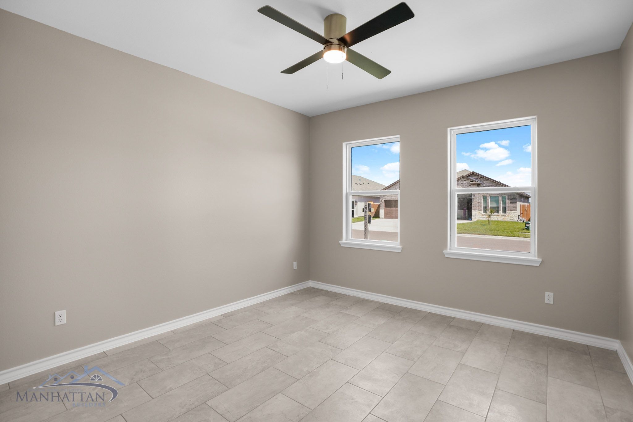 Manhattan Builders por Manhattan Builders en Corpus Christi Texas