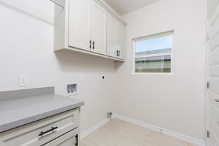 Dynasty Custom Homes por Dynasty Custom Homes en Rio Grande Valley Texas