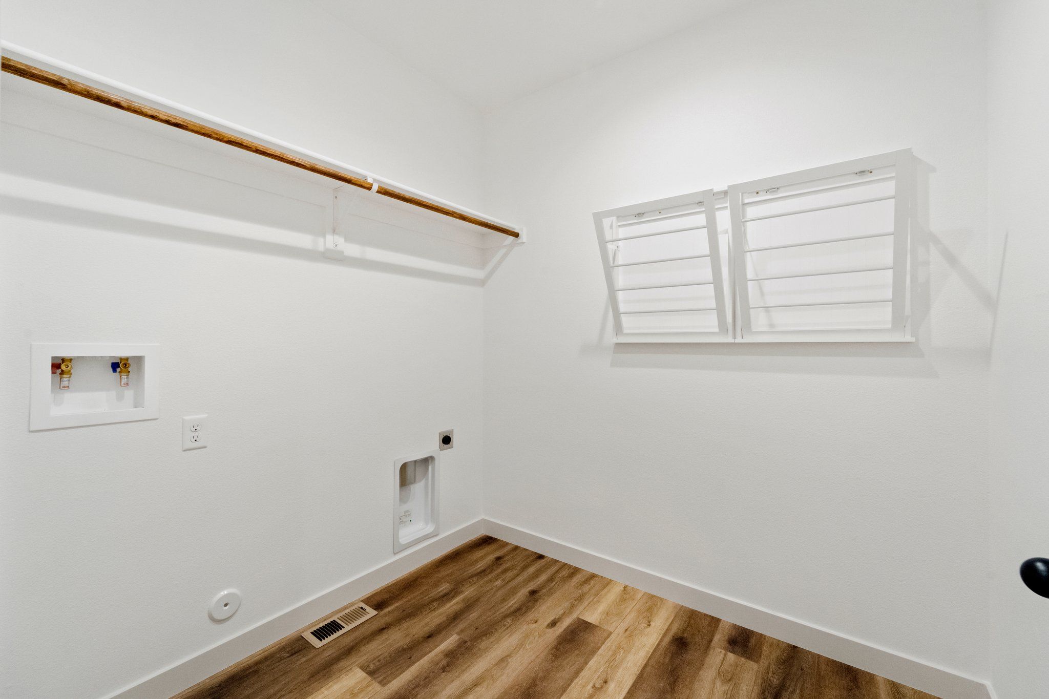 casa en Drop Tine Construction por Drop Tine Construction