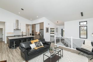 Century Valley Phase Three por R Fleming Construction en Rochester Minnesota