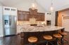 casa en Artisan Building & Design, LLC. por Artisan Building & Design, LLC.