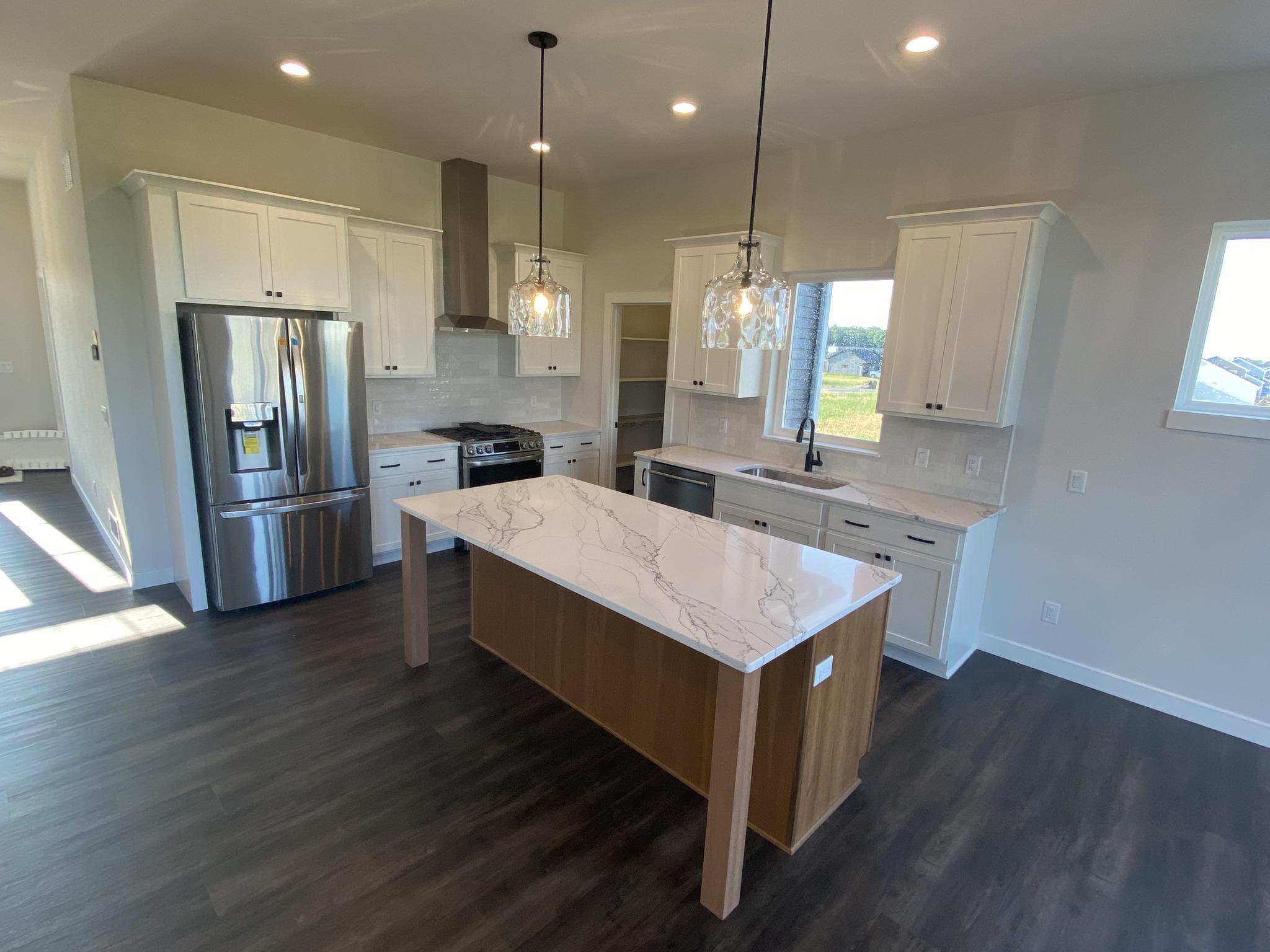 casa en Ambiance Homes Inc por Ambiance Homes Inc