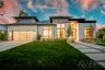 casa en Preston Hollow por Ron Davis Custom Homes