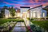 casa en Preston Hollow por Ron Davis Custom Homes