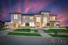 casa en Hills Of Kingswood por Ron Davis Custom Homes