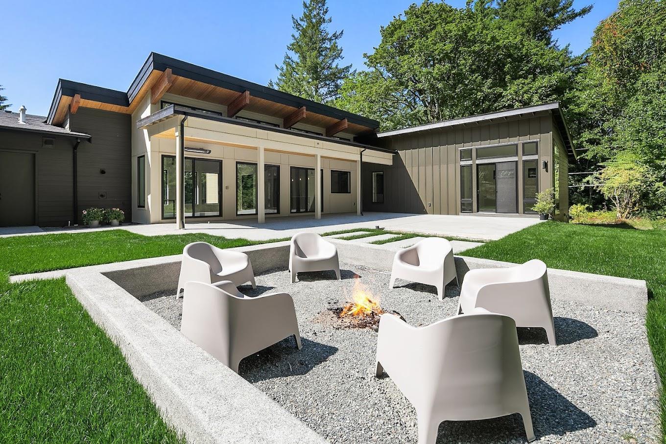 Hallamore Homes por Hallamore Homes en Seattle-Bellevue Washington