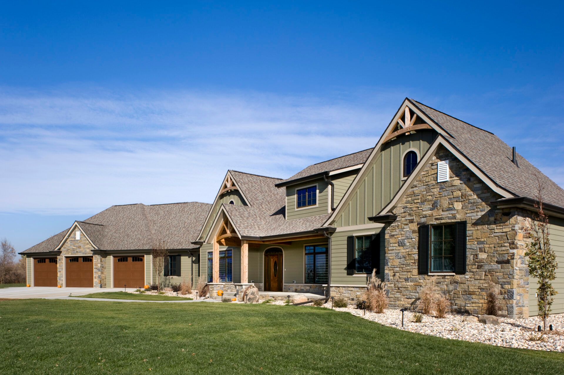 Deffenbaugh Homes por Deffenbaugh Homes en Sioux Falls South Dakota