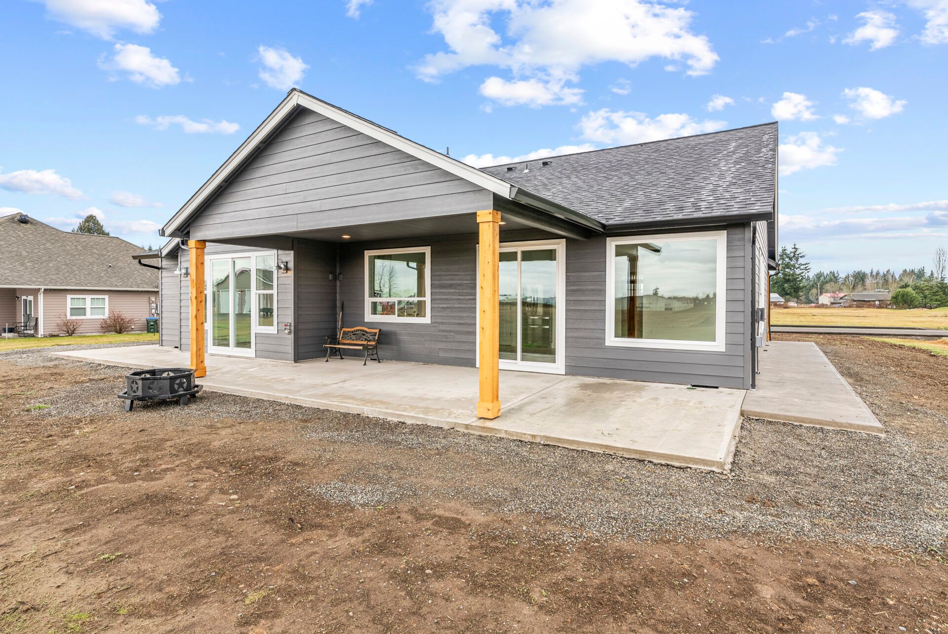 casa en Newrock Homes Inc. por Newrock Homes Inc.