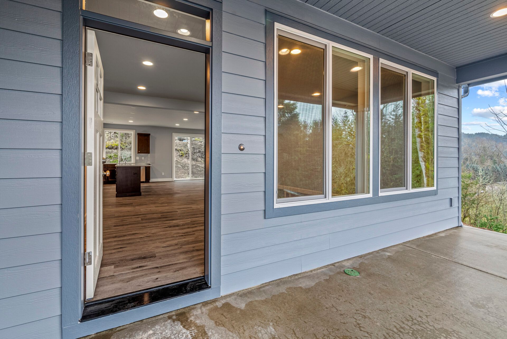 casa en Newrock Homes Inc. por Newrock Homes Inc.