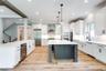 casa en J.D.A. Custom Homes, Inc por J.D.A. Custom Homes Inc.
