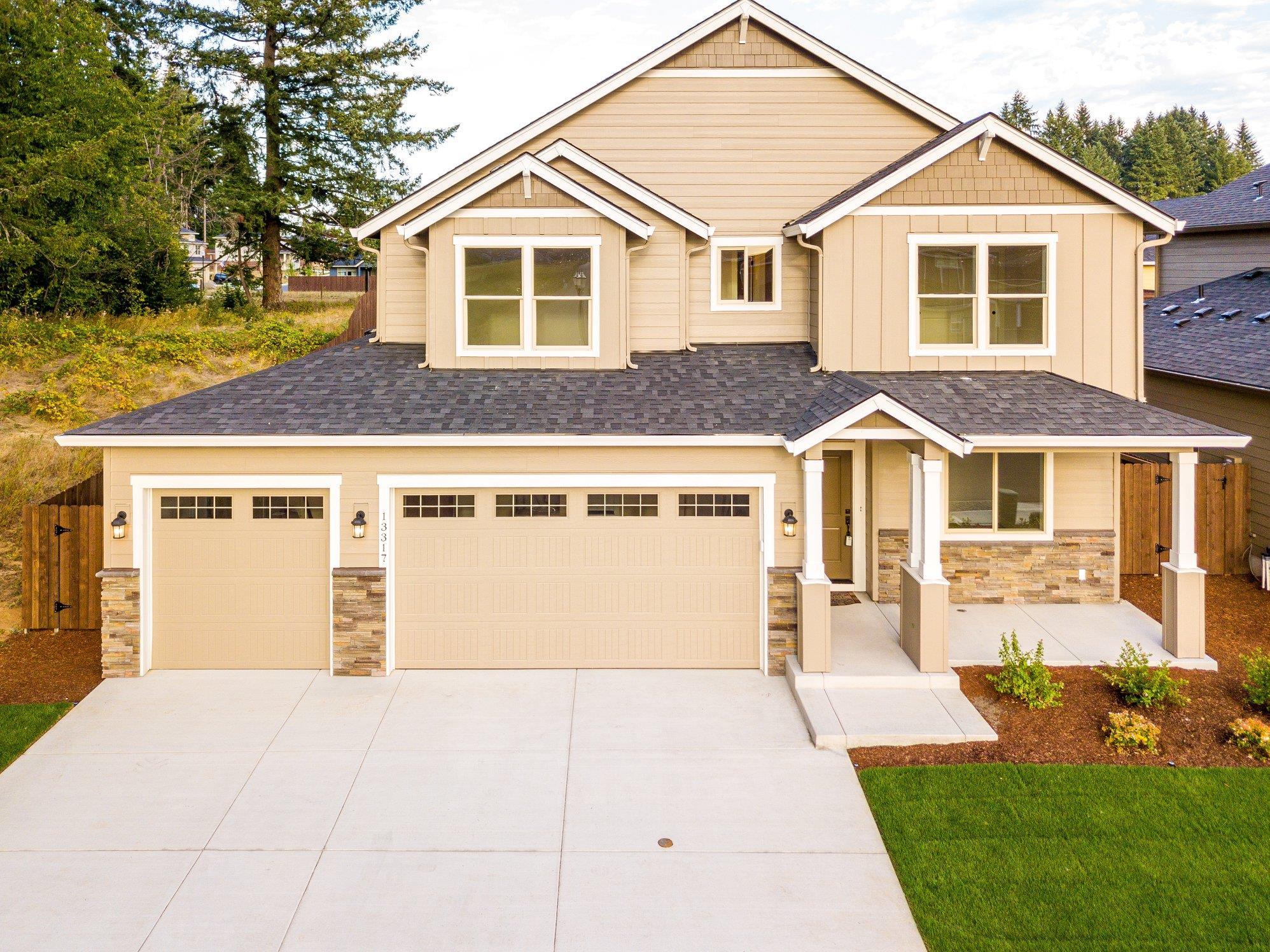 casa en Pyramid Homes Inc. por Pyramid Homes Inc.