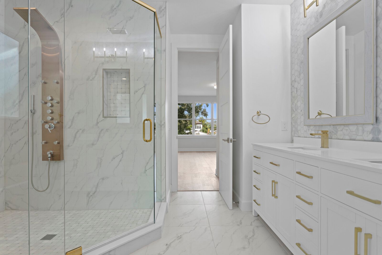 casa en Wyoming Estates por DKV Tampa Homes