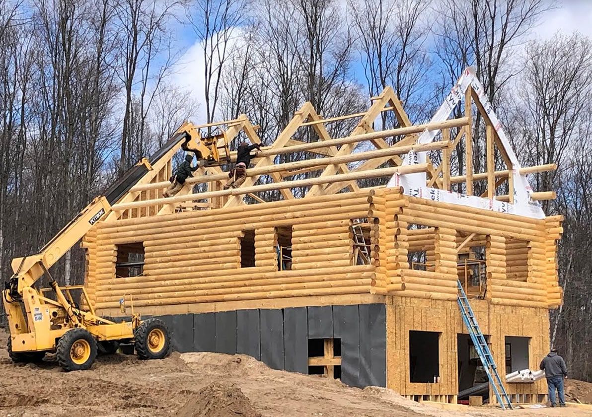 casa en Wolverine Log Homes por Wolverine Log Homes