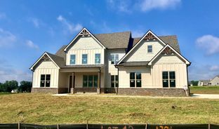 Lake Oconee And Greensboro por American Craftsman Homes en Athens Georgia