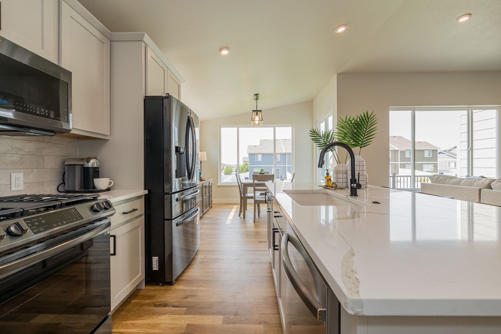 Crow Creek Homes por Crowcreek Homes en Cheyenne Wyoming