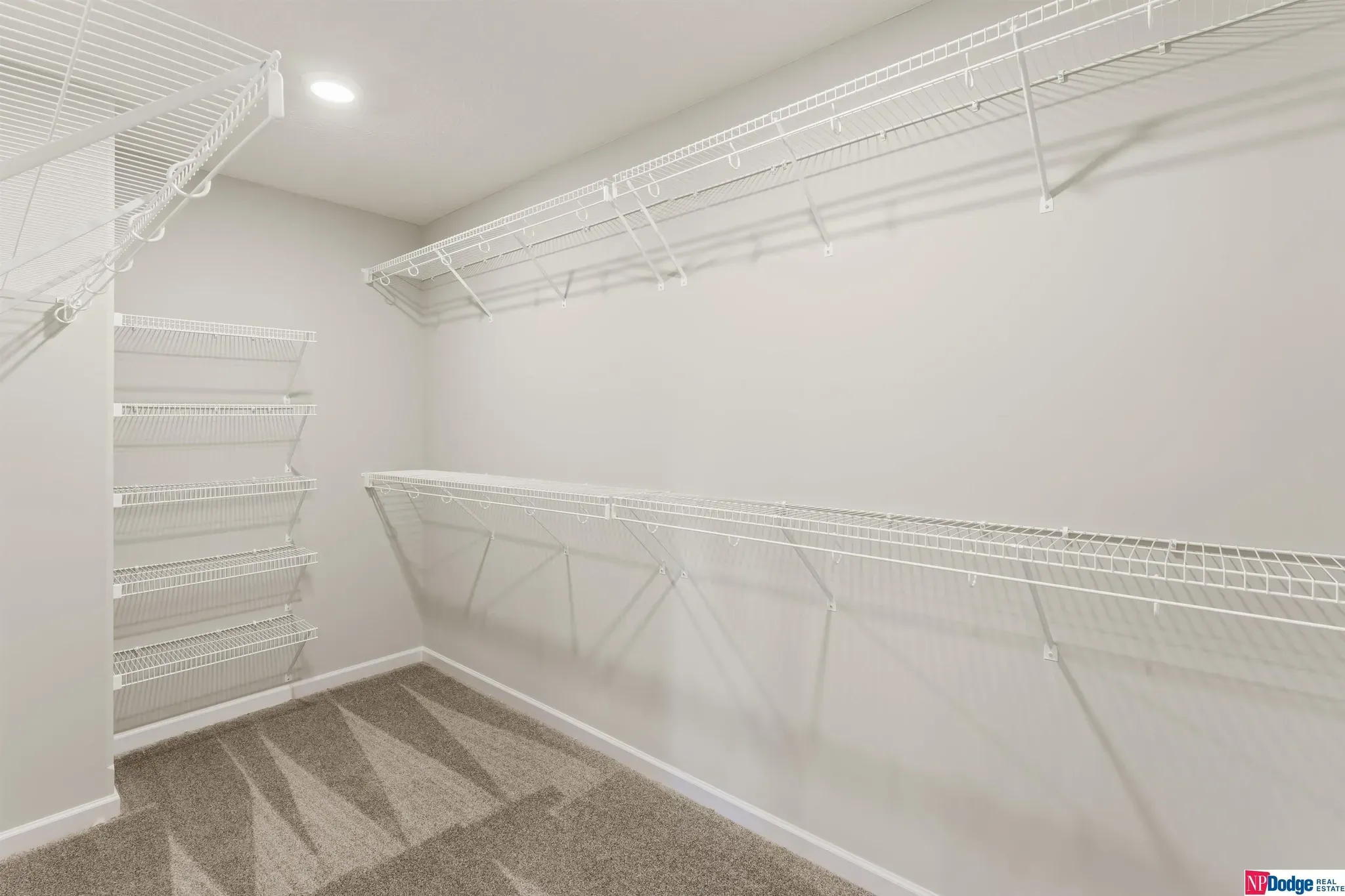 casa en Anchor Pointe por Aurora Home Builders