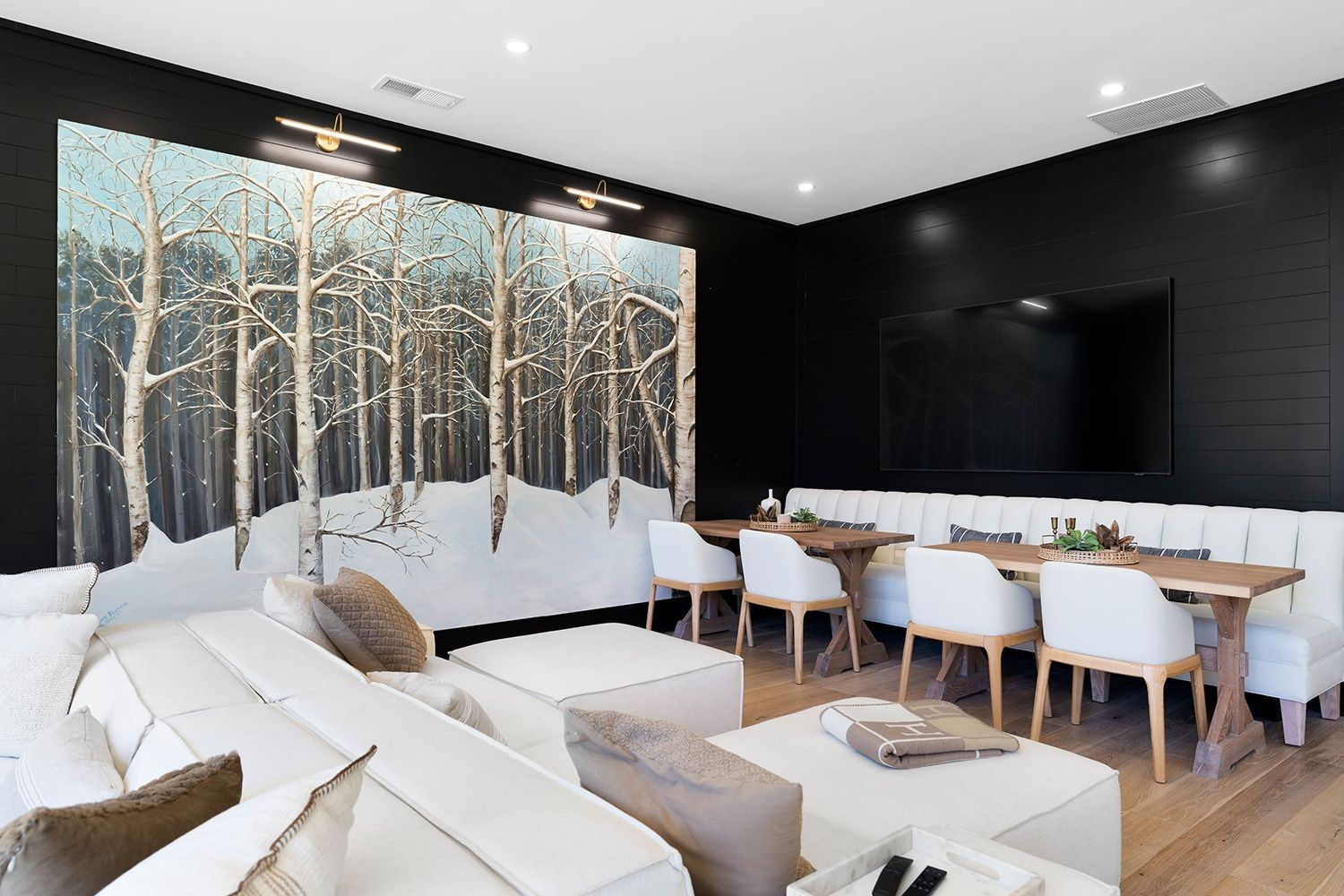 casa en Waterview Townhomes Of Lake Arrowhead por Rezide Properties