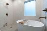 casa en Waterview Townhomes Of Lake Arrowhead por Rezide Properties