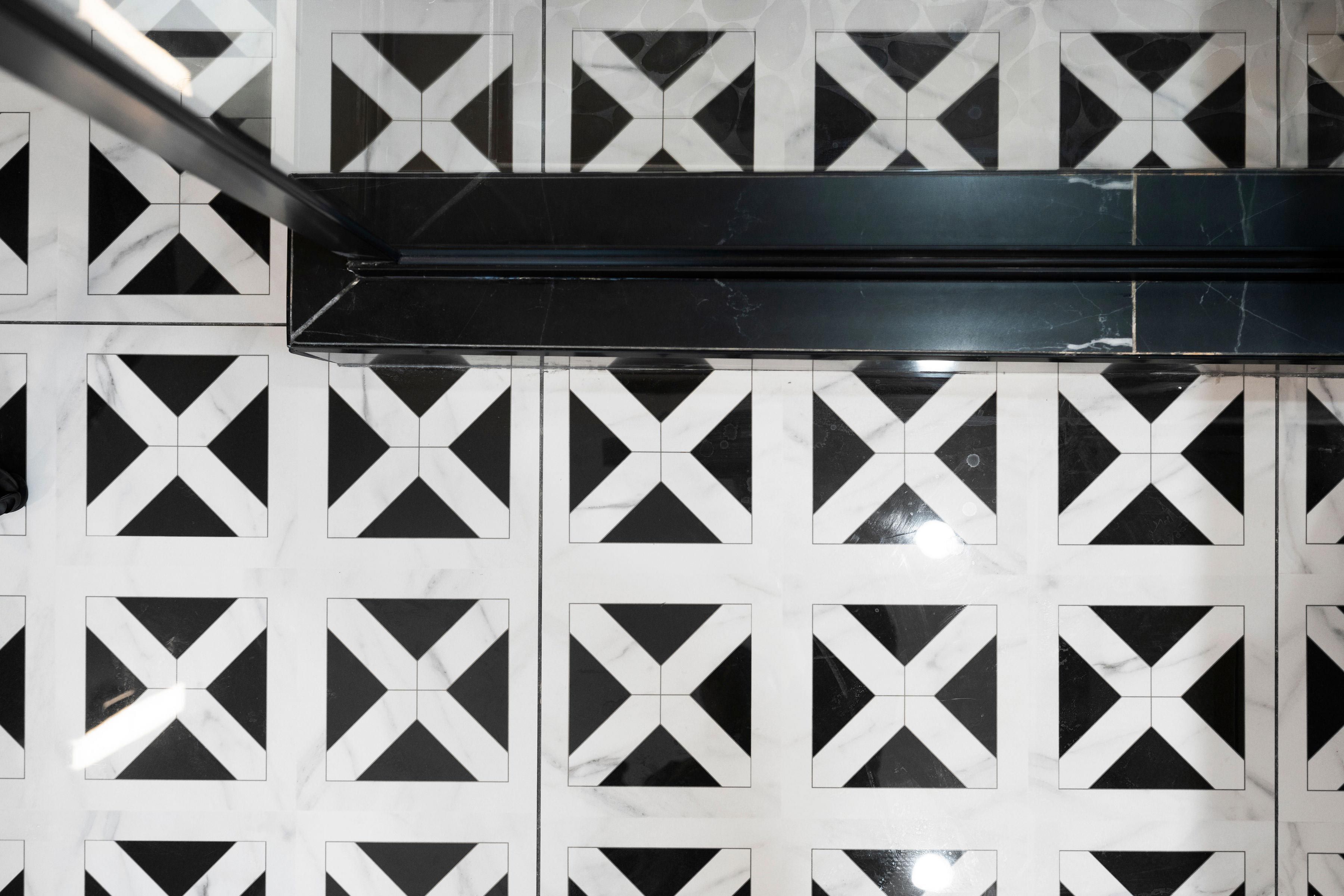 casa en Waterview Townhomes Of Lake Arrowhead por Rezide Properties