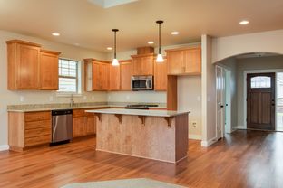 Bruce Wiechert Custom Homes Inc. por Bruce Wiechert Custom Homes en Eugene-Springfield Oregon